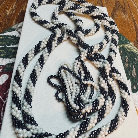 Black And White Faux Pearl Scarf Necklace - Picture 1 of 4